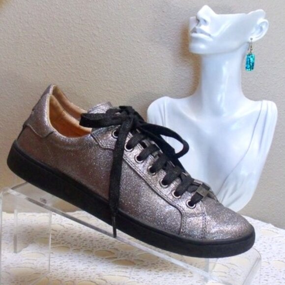 UGG Australia Milo Glitter Black Gunmetal Sneakers Tennis Shoes 1100213 Sz 8.5 - Picture 3 of 10